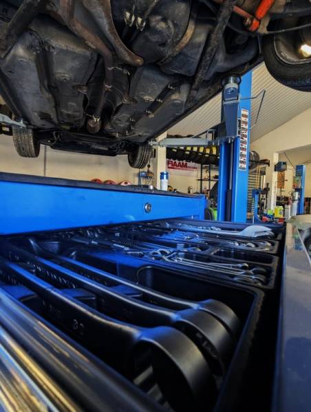 Vente de pièces détachées pour véhicules utilitaires diesel et essence avec livraison à Salernes